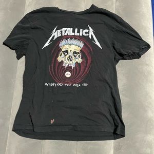 Medium Metallica shirt men’s